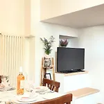 Audere Property - Azeglio Cozy Apartment